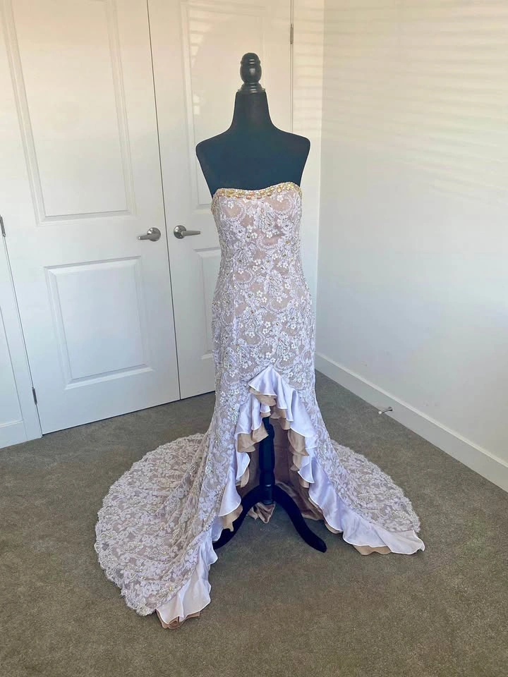 New White-Nude Wedding Dress