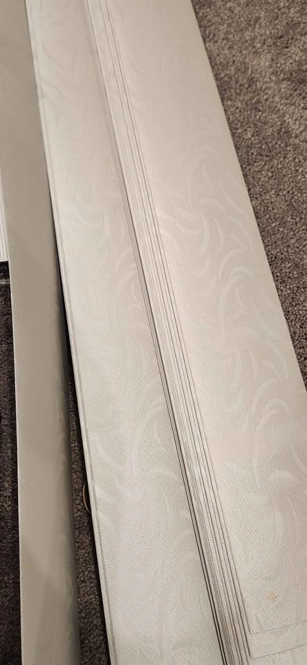 Light Grey Textured Vertical Blinds - photo 4