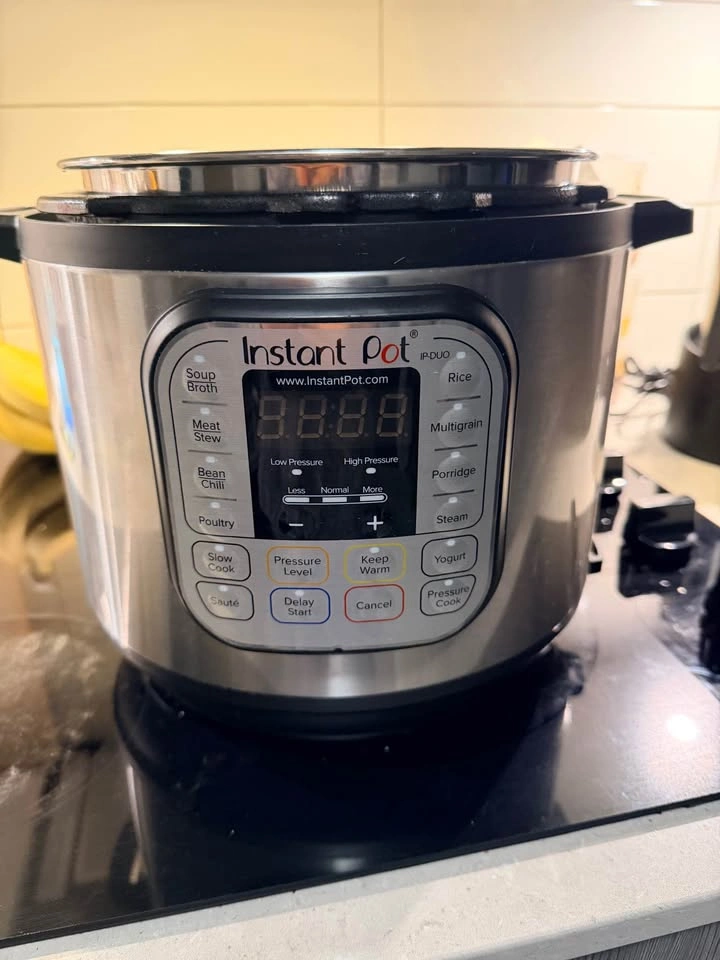 Instant Pot IP-DUO60 6 Quart Electric Pressure Cooker - photo 2