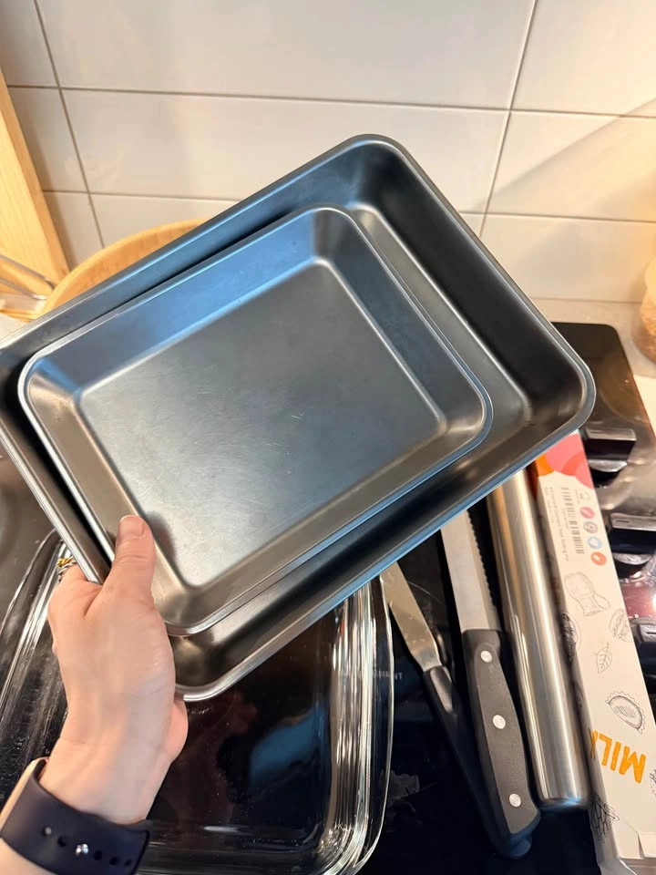 Kitchen Essentials Bundle - Baking Pans, Salad Bowl, Knives, New - photo 3