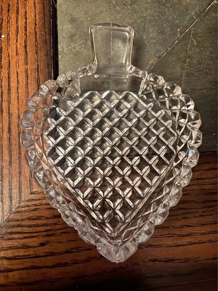 Dish Clear Glass Vintage Ace Of Spades Shape - Nuts/Candy/ Keys/