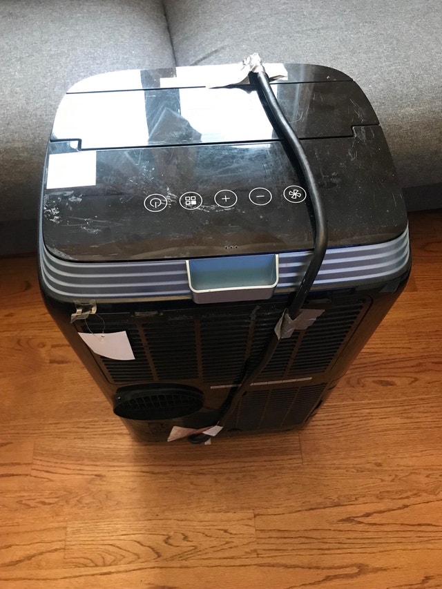 Black Air Conditioner - photo 2