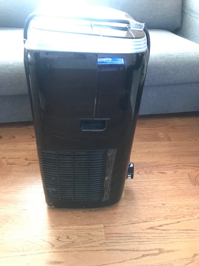 Black Air Conditioner - photo 4