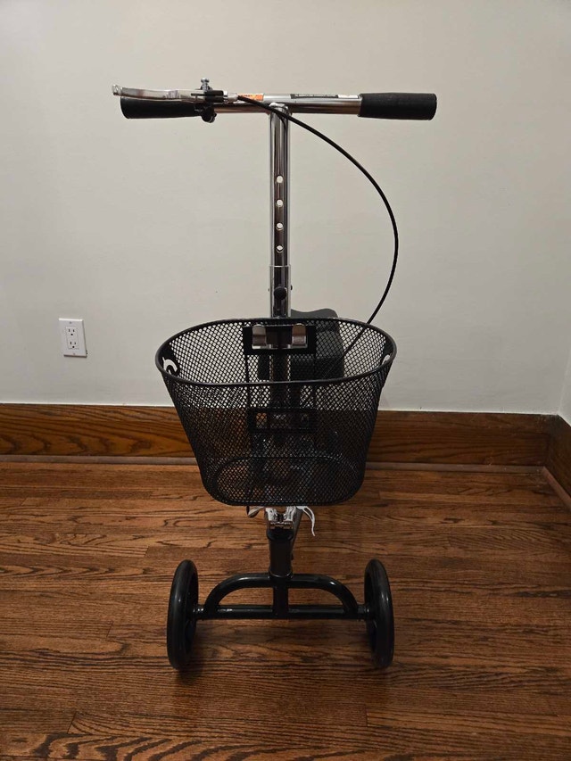 Drive Steerable Knee Scooter Walker - photo 3