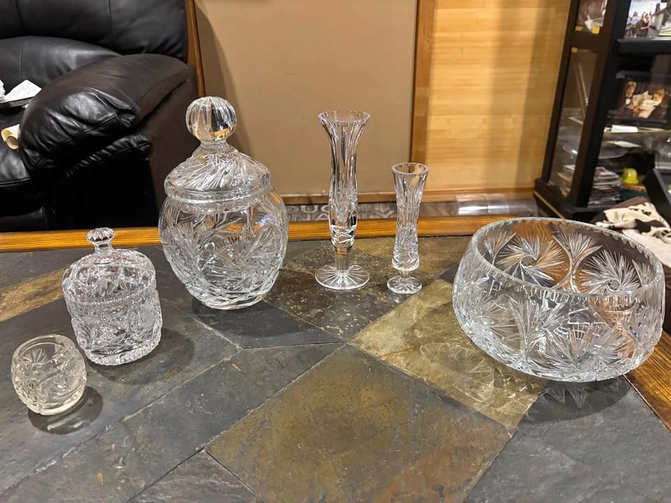 Pinwheel Crystal Lot of 4