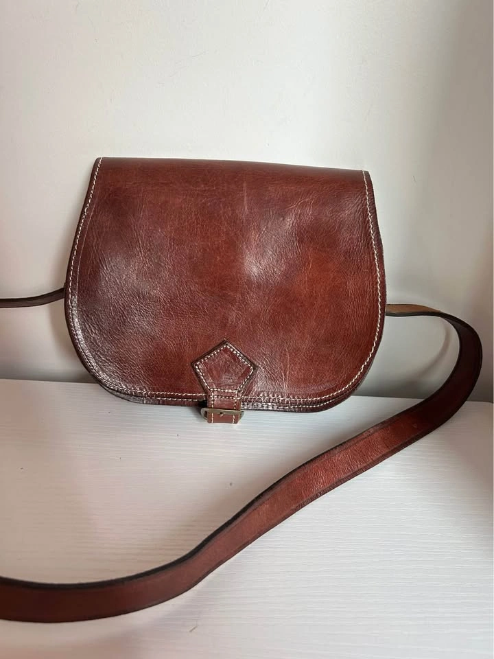 Brown leather crossbody saddle bag - photo 3
