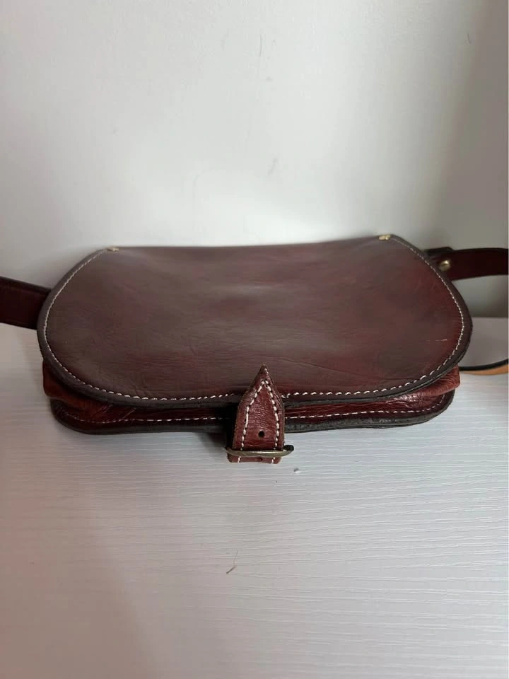 Brown leather crossbody saddle bag - photo 4