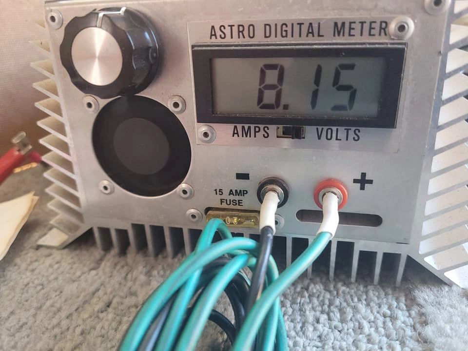 Power Source 12 Volt Output DC 30 Amp Battery Charger - photo 2