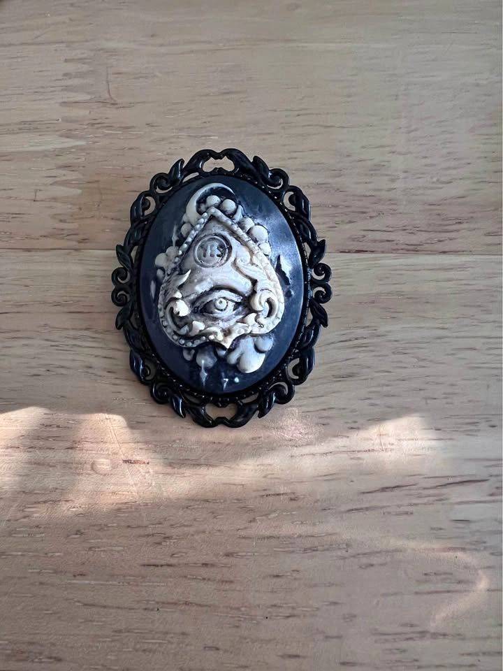 Ouija Pin