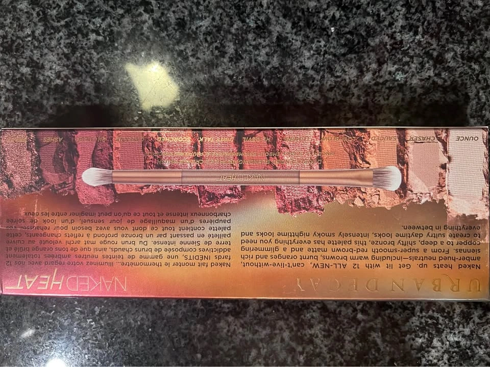 Naked Heat Eyeshadow Palette - photo 2