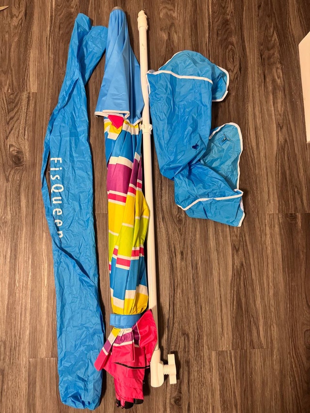 FisQueen Beach Umbrella with Carrying Bag