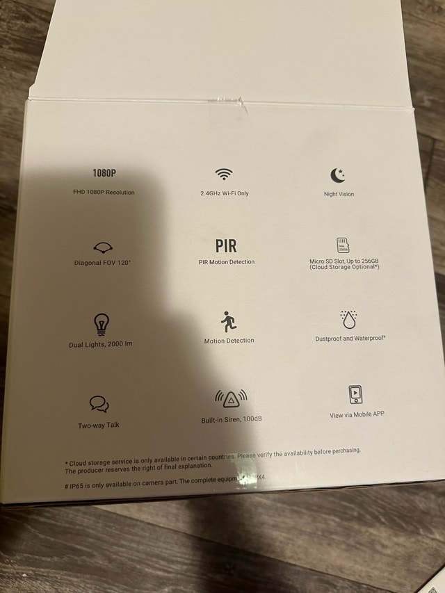 EZVIZ LC1C Smart Security Light Camera - photo 2