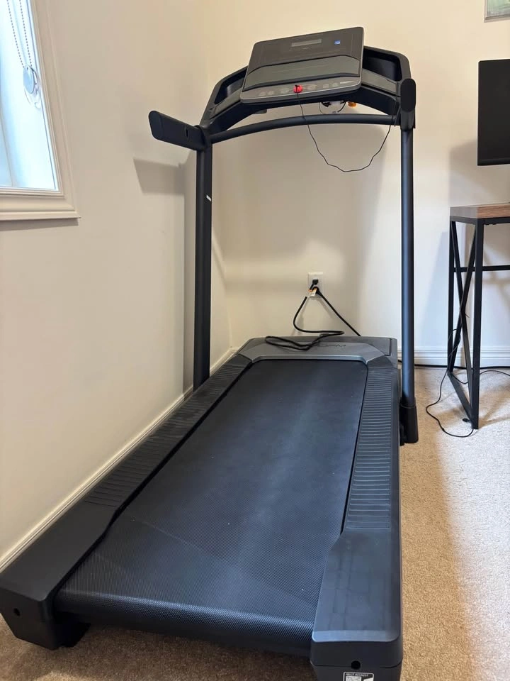 Proform Carbon TL Treadmill - photo 3