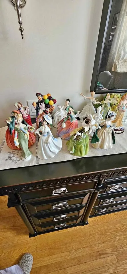 Royal doulton figures thumbnail