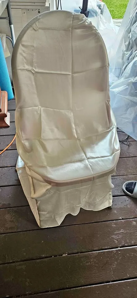 Universal Satin Chair Covers thumbnail