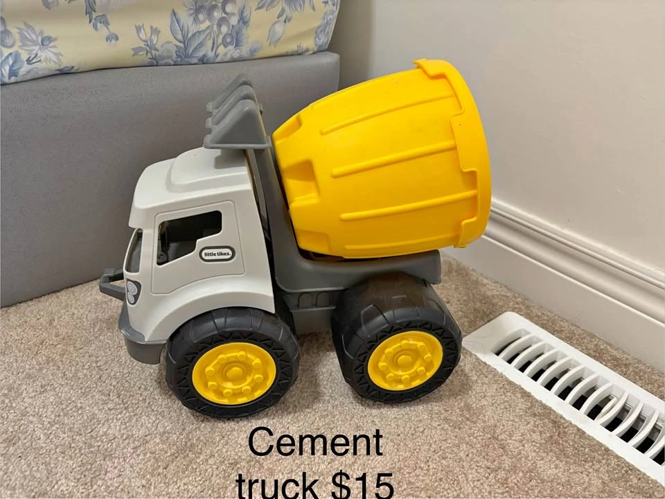 Cement truck
