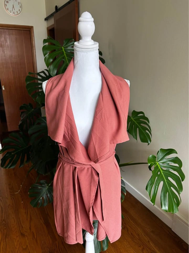 Coral tie up vest - photo 2