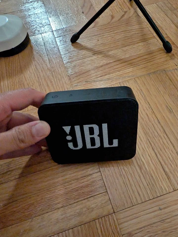 JBL Go 2 Ultra Portable Waterproof Speaker