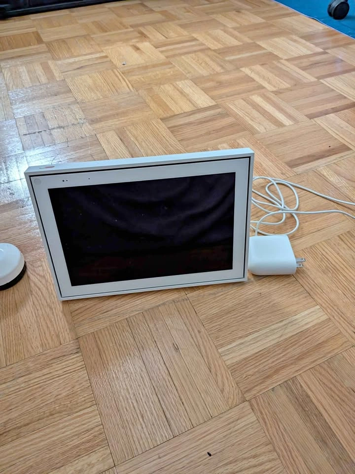 Facebook Portal Smart Display