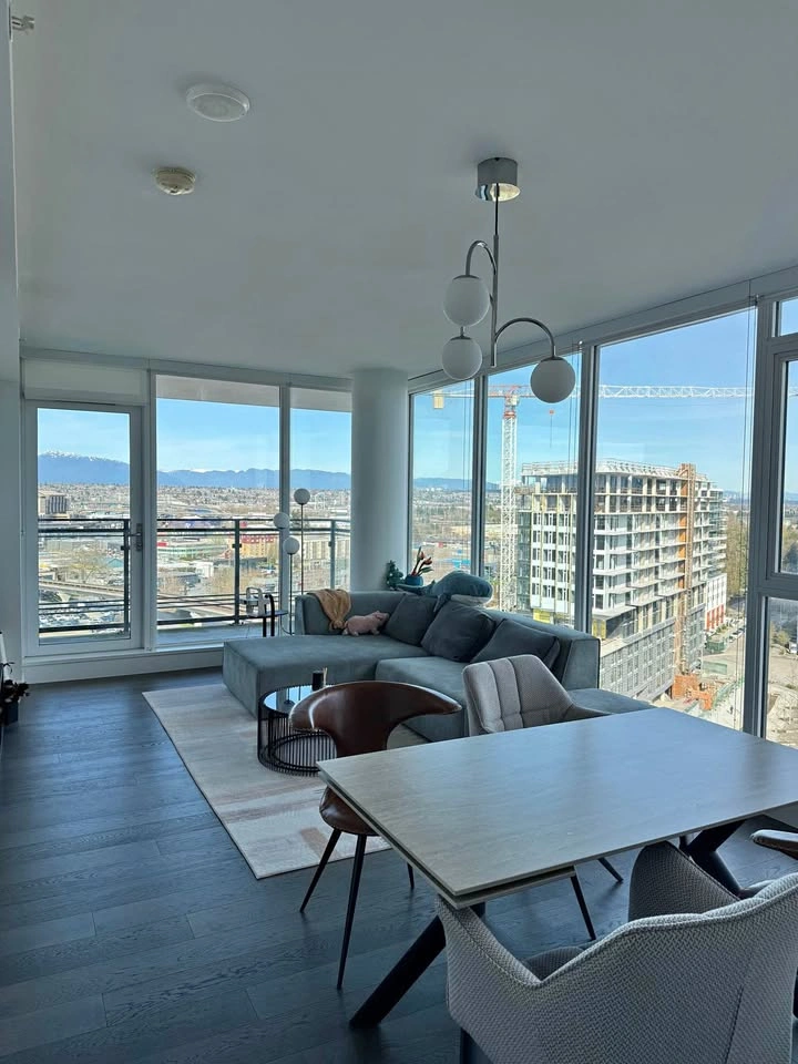 All-Inclusive 2b2b Sub-Penthouse