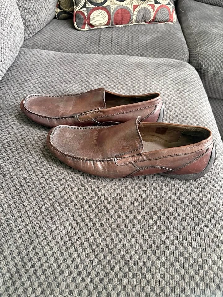 Men's Brown Leather Loafers Size 11