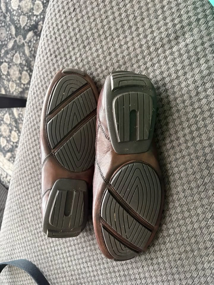 Men's Brown Leather Loafers Size 11 - photo 3