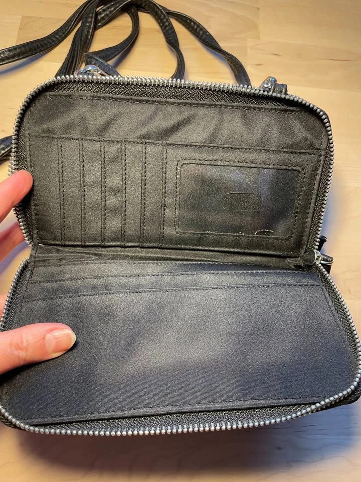 Enzo Angiolini Black Wallet Crossbody Double Zip Organizer Bag - photo 2