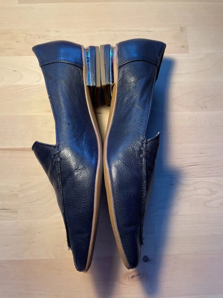 Franco Sarto Navy Blue Leather Pointed Toe Flats - US 7.5 - photo 3