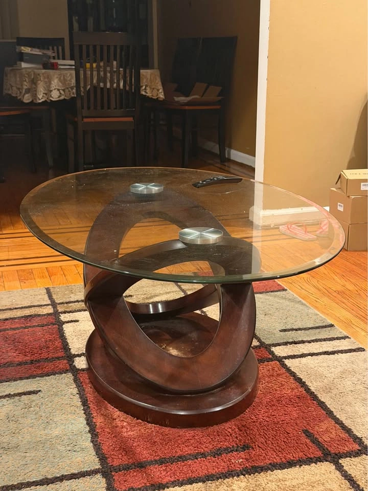 Coffee Table with Rug - photo 2