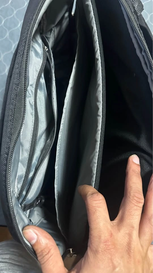 Belkin Laptop Work Bag - photo 2