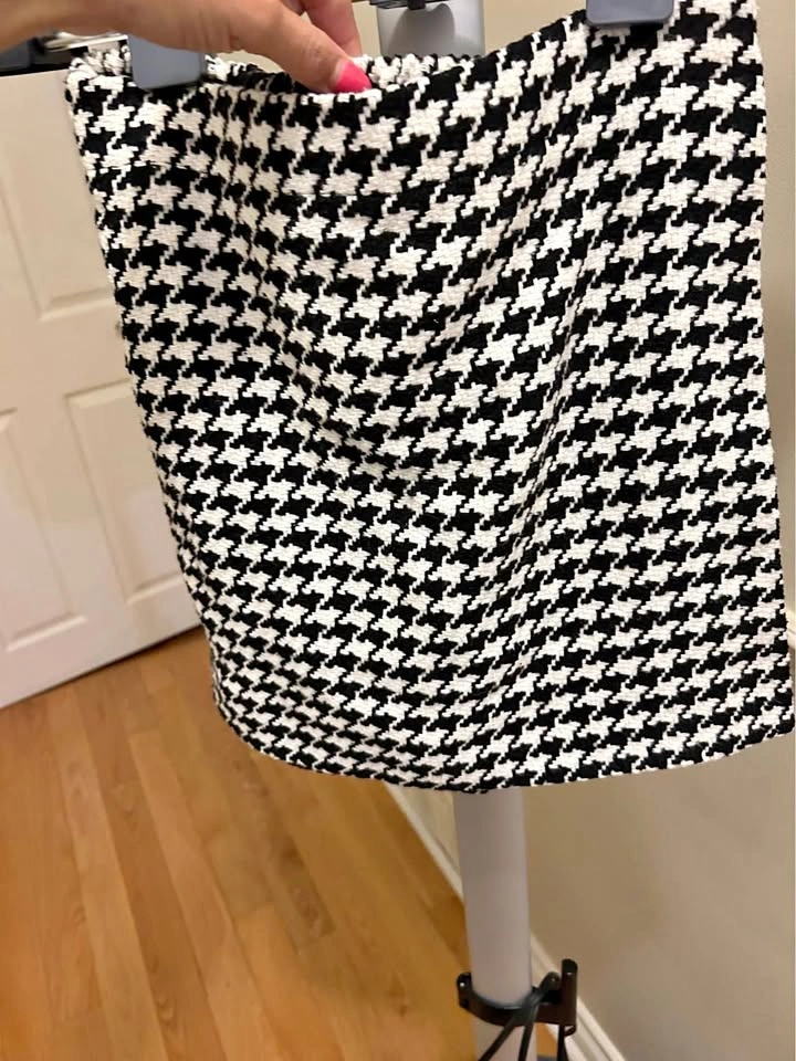 icon skort size M