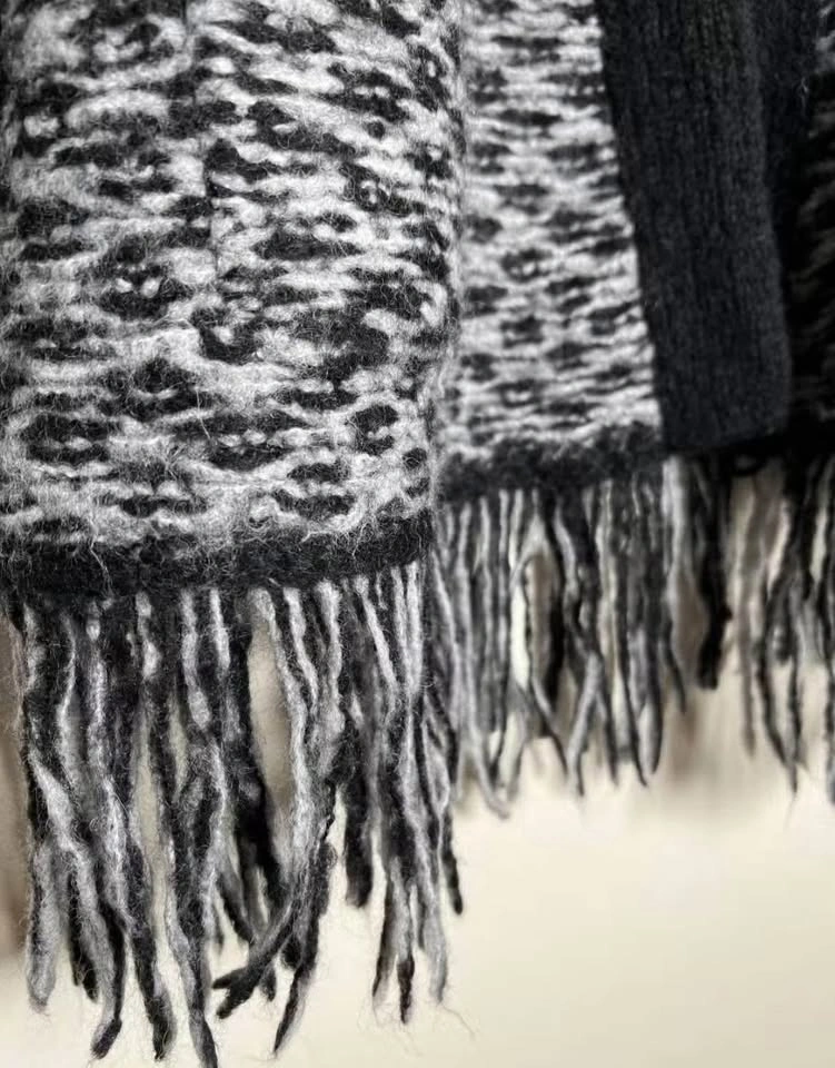 Ann Taylor LOFT Cardigan Small Italian Yarn - photo 4