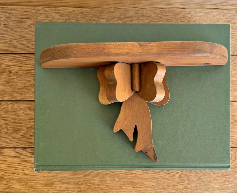 Vintage Wooden Bow Wall Shelf