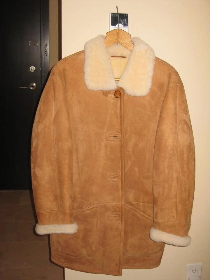 DANIER Sheepskin Coat for Women - Small
