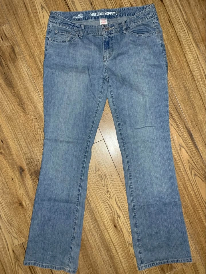 Women's Bootcut Jeans - Mid Rise Size 11 - photo 3