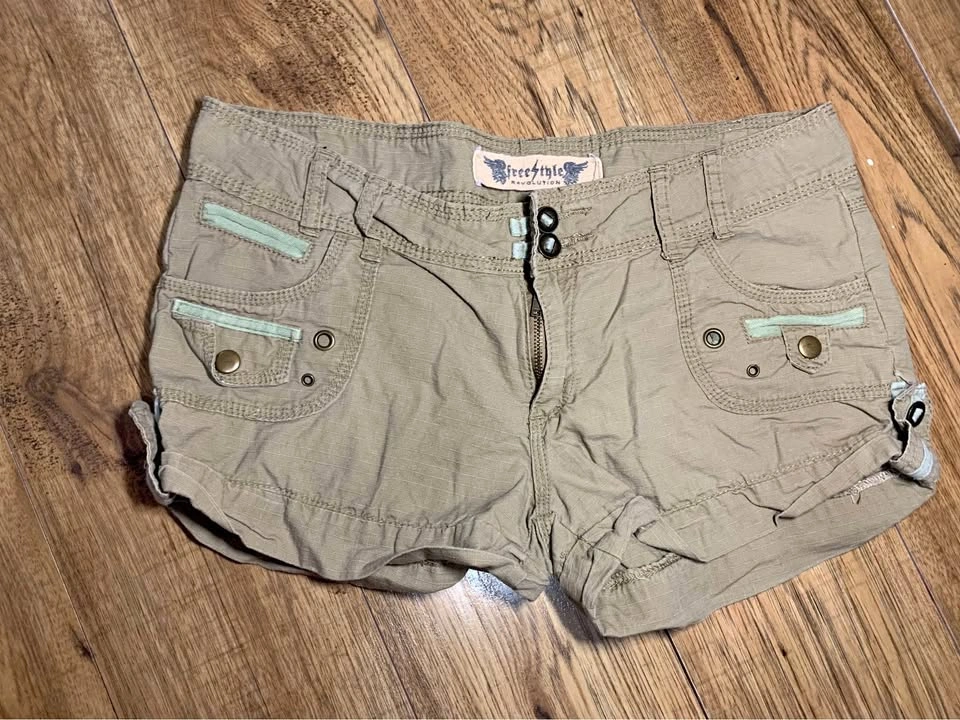 Women's Cargo Shorts