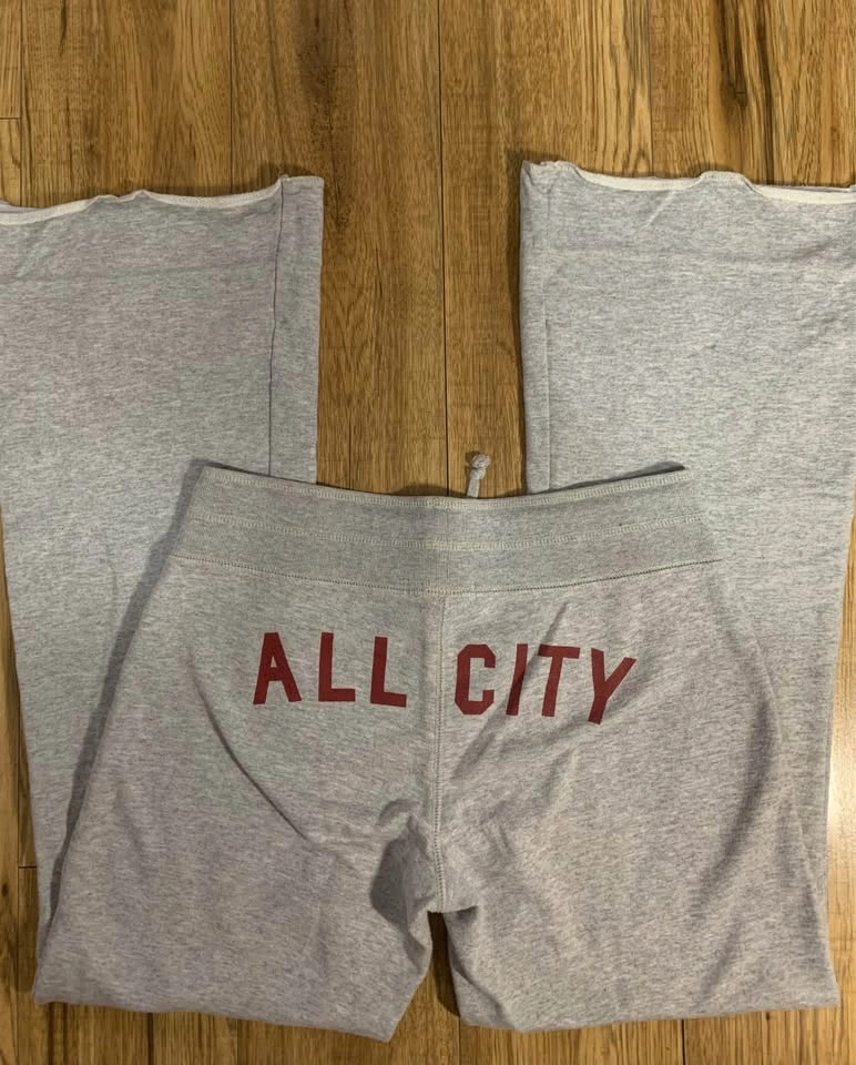 Bingo Flared Sweatpants - Medium - photo 2