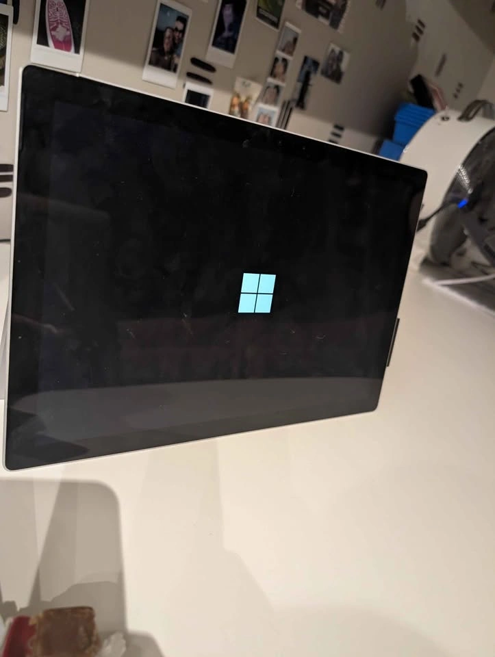 WANT GONE TODAY Microsoft Surface Pro - photo 2