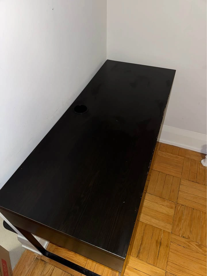 Move out sale - Black office desk with drawer and shelves - photo 2