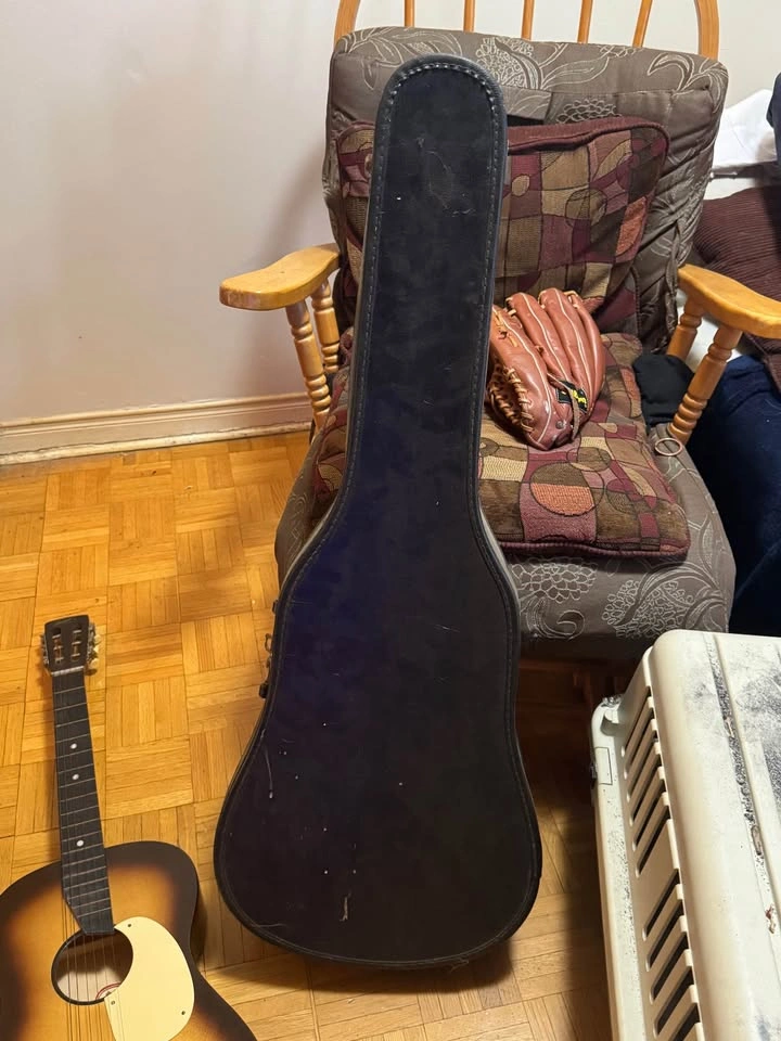 Grange B&S Acoustic Guitar (1950s Model) - photo 2