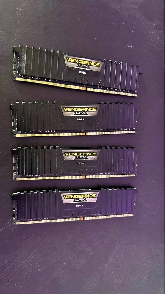 Corsair Vengeance 4x8GB DDR4 3200MHz RAM (32GB Total)