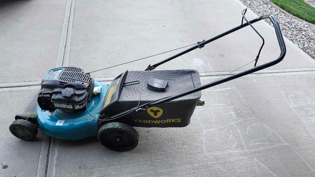 21” Gas Powered Lawn Mower - photo 2