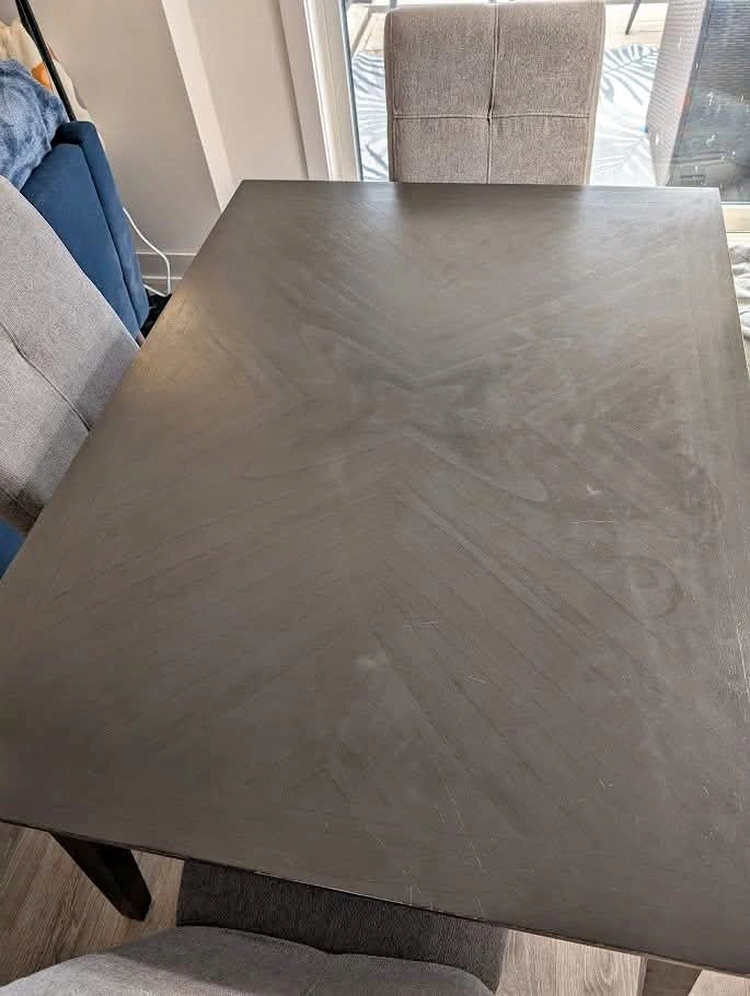 Dining Table and 4 Chairs