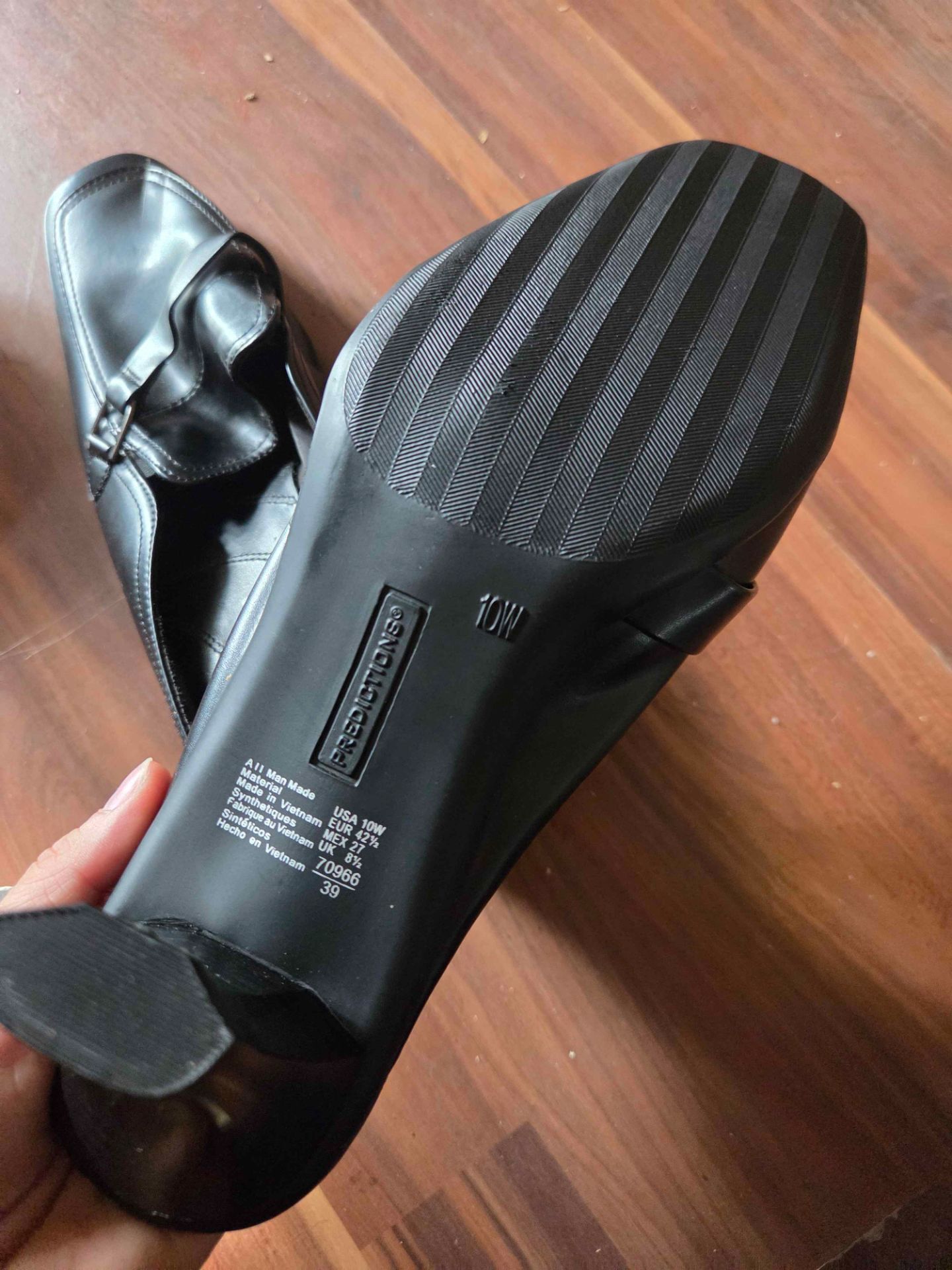 Black Slip-On Heels - photo 4