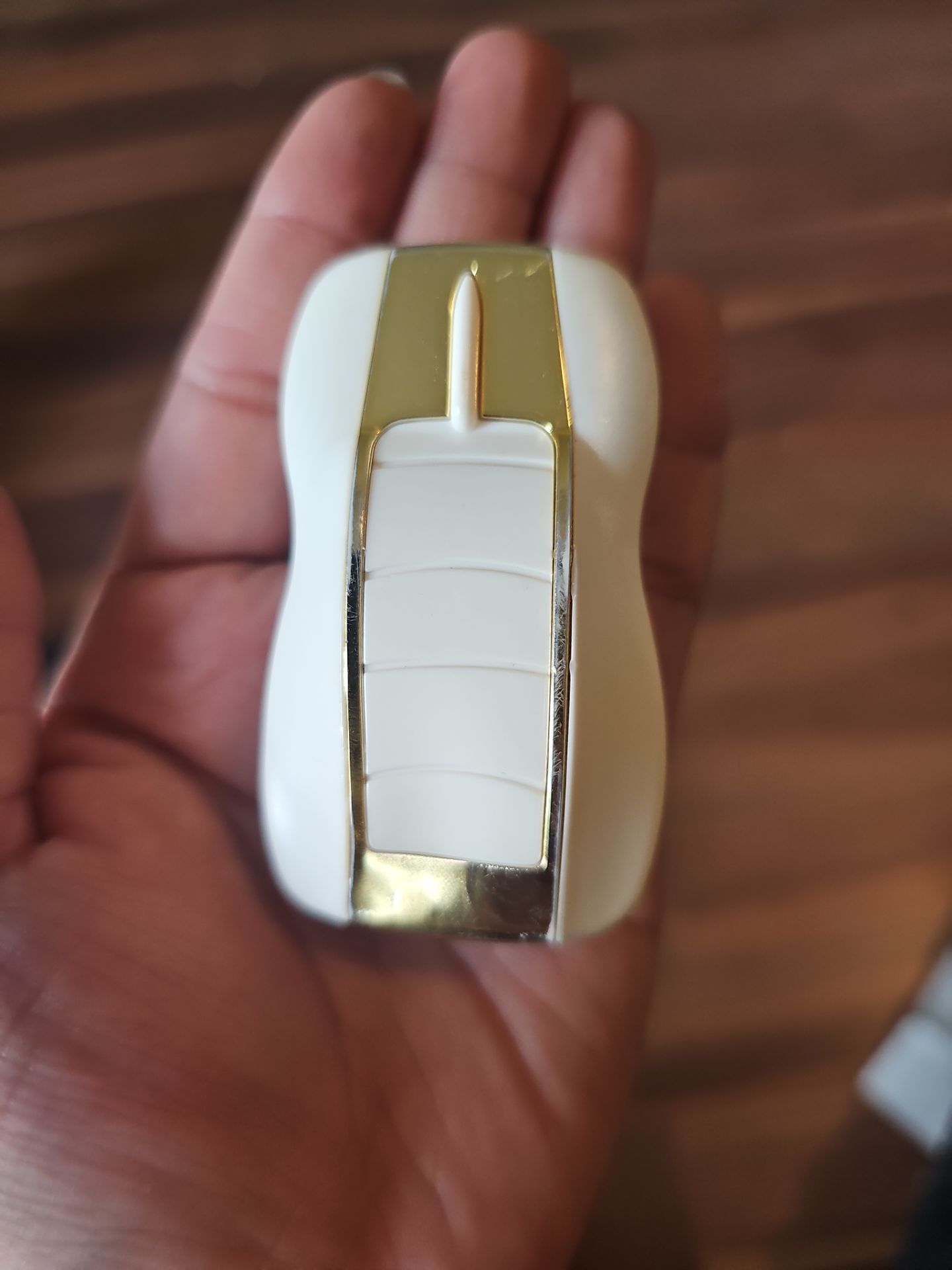 Car shaped adapter - photo 2