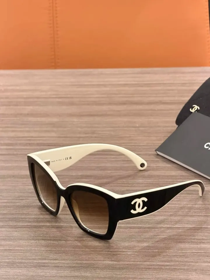CHANEL Butterfly Glasses w/ Case & Box - photo 3