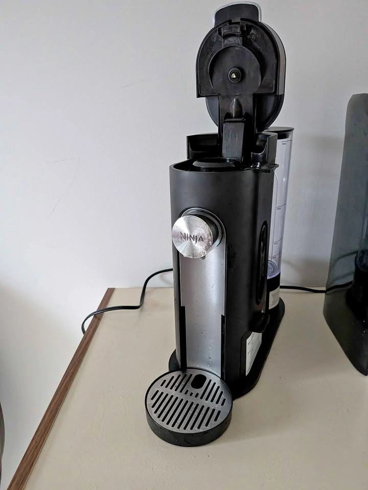 Ninja Pods & Grounds 2-IN-1 Coffee Maker