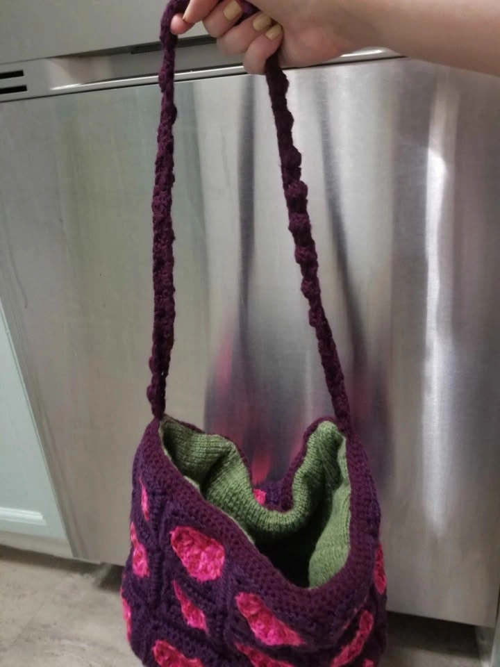 Crochet Heart Granny Square Bag & Pouches - photo 4