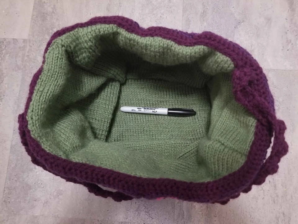 Crochet Heart Granny Square Bag & Pouches - photo 5