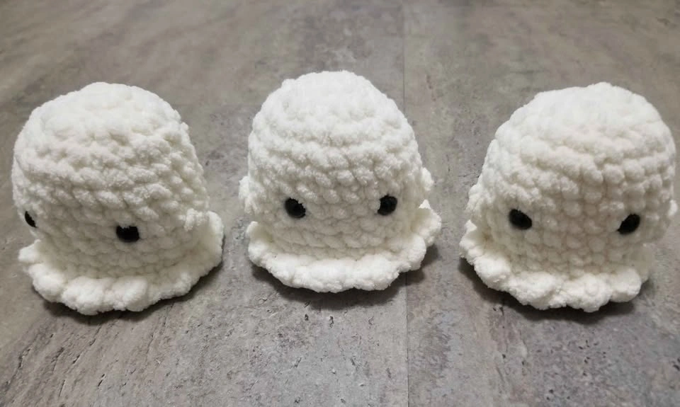 3 Spooky Ghost Plush - All for $10 - photo 2
